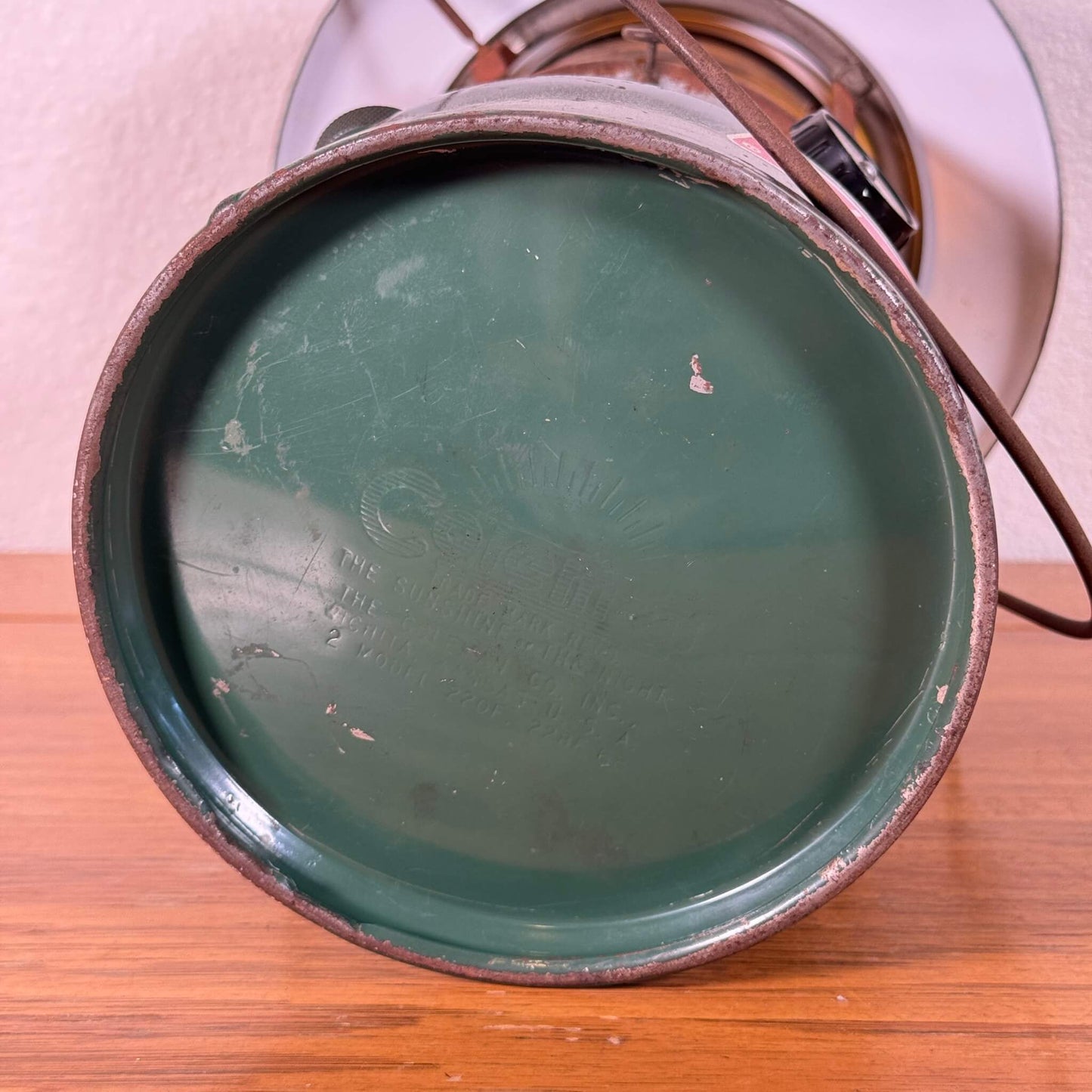 #2075【1968年2月製】ビンテージ Coleman(コールマン) 228F ビッグハット ランタン / ツーマントル アンバーグローブ アメリカ