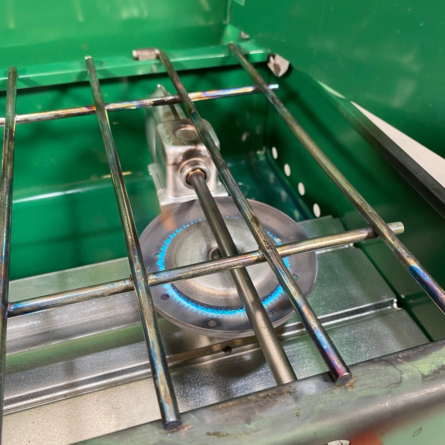 #387【1973年2月】ビンテージ Coleman(コールマン) モデル425E ツーバーナー / ストーブ キャンプ用品 アウトドア アメリカ