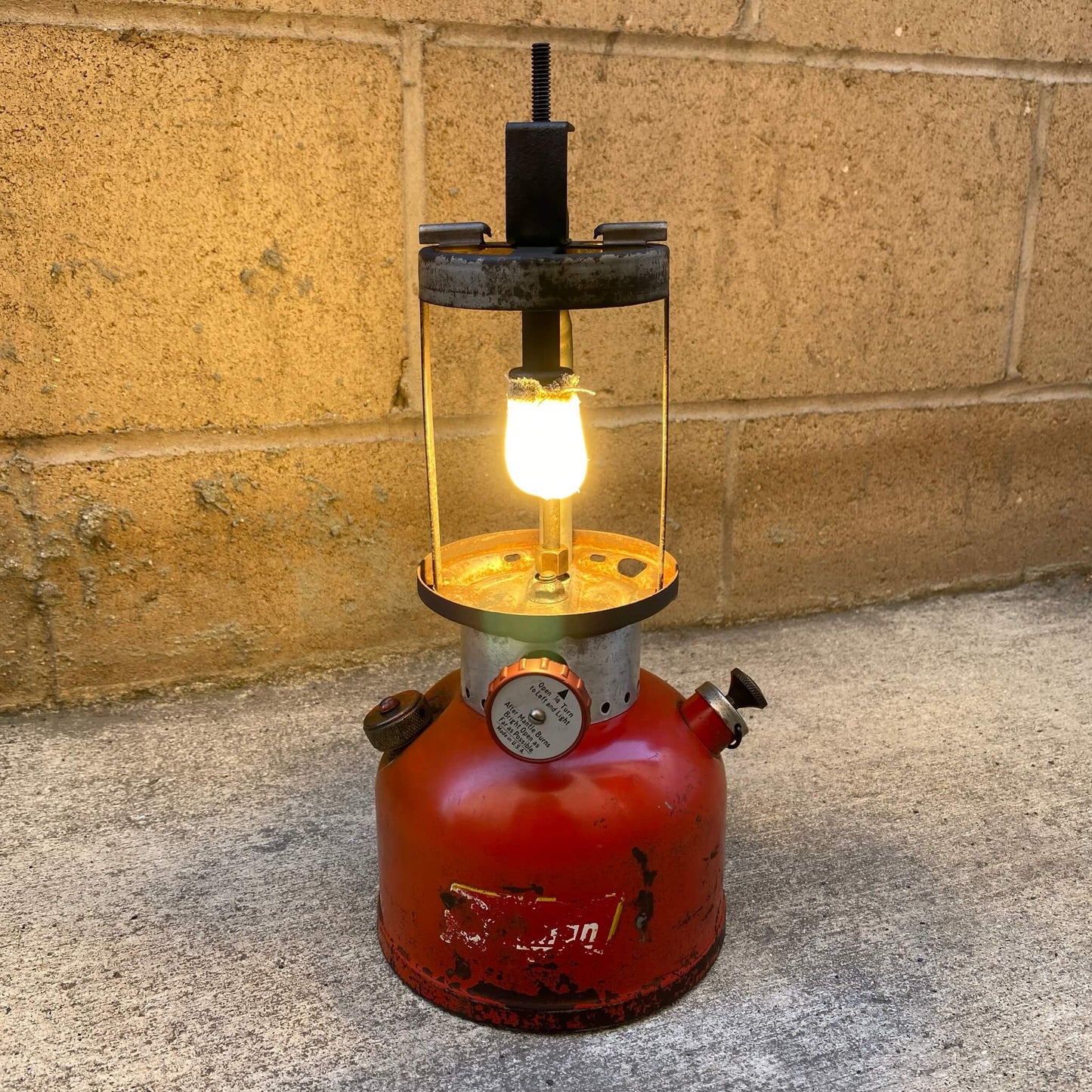 #119 【1960年1月】ビンテージ Coleman(コールマン) 200A イエローボーダー ランタン キャンプ用品 アウトドア アメリカ