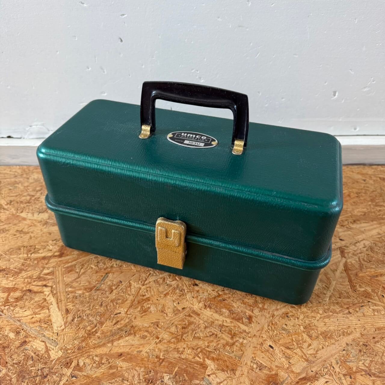 【USA vintage】70年代　工具箱　ツールボックス　アメリカ　ビンテージ 2243【1960-70年代】ビンテージ ツールボックス UMCO 103U タックル