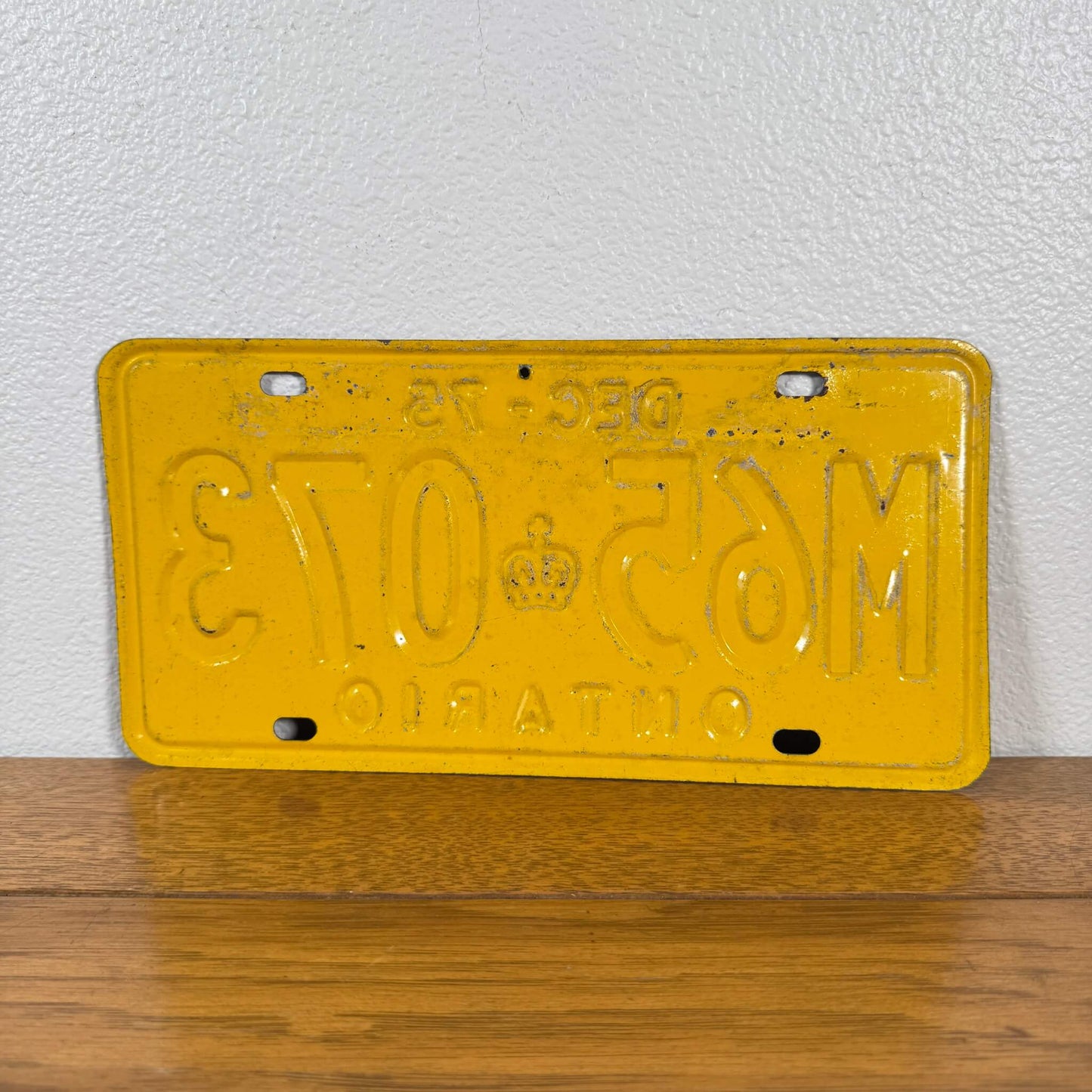 #1648【1970年代】ビンテージ ナンバープレート / ライセンスプレート 看板 ウォールデコ オンタリオ州 アメリカ
