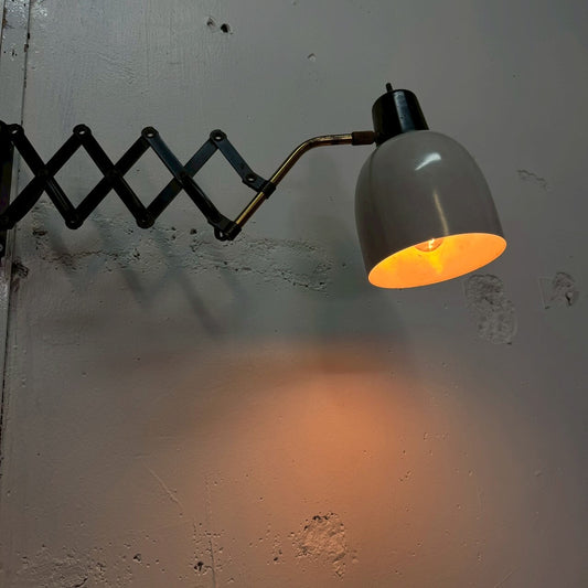 【1950-60年代】ビンテージ シザーアーム ウォールランプ アメリカン雑貨 伸縮式 壁掛け #2320