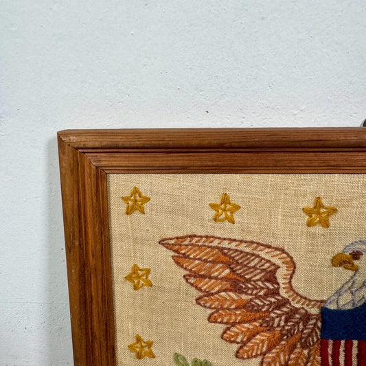 #2504【1980年代頃】ビンテージ ハンドメイド イーグル刺繍 ウォールデコ アメリカンフラッグ 壁掛け
