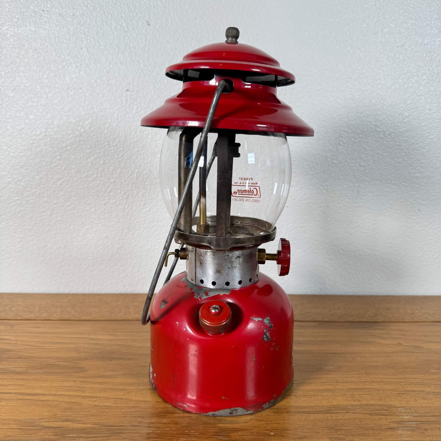 #2074【1964年5月製】ビンテージ Coleman（コールマン） 200A レッドボーダー ランタン アメリカ