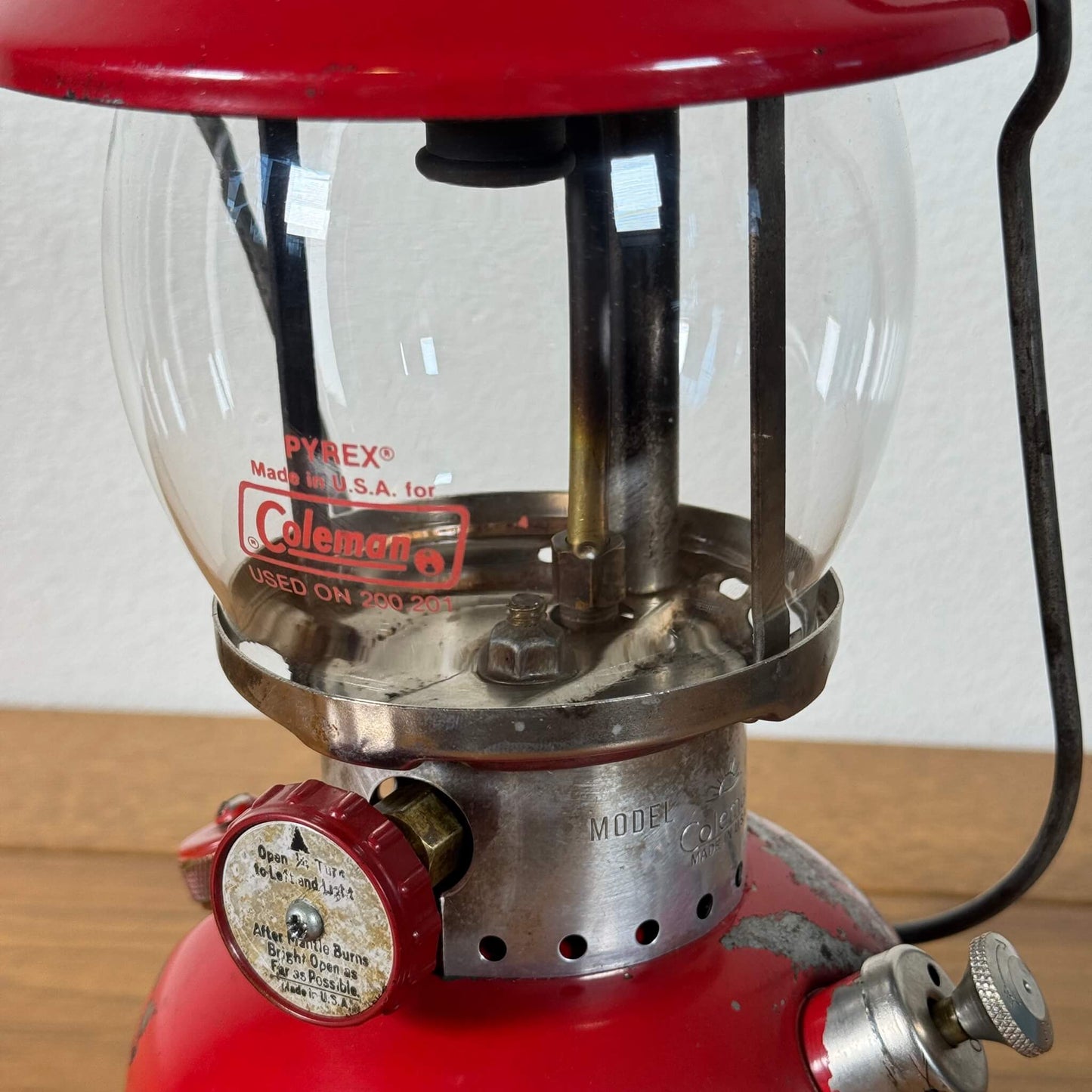 #2074【1964年5月製】ビンテージ Coleman（コールマン） 200A レッドボーダー ランタン アメリカ