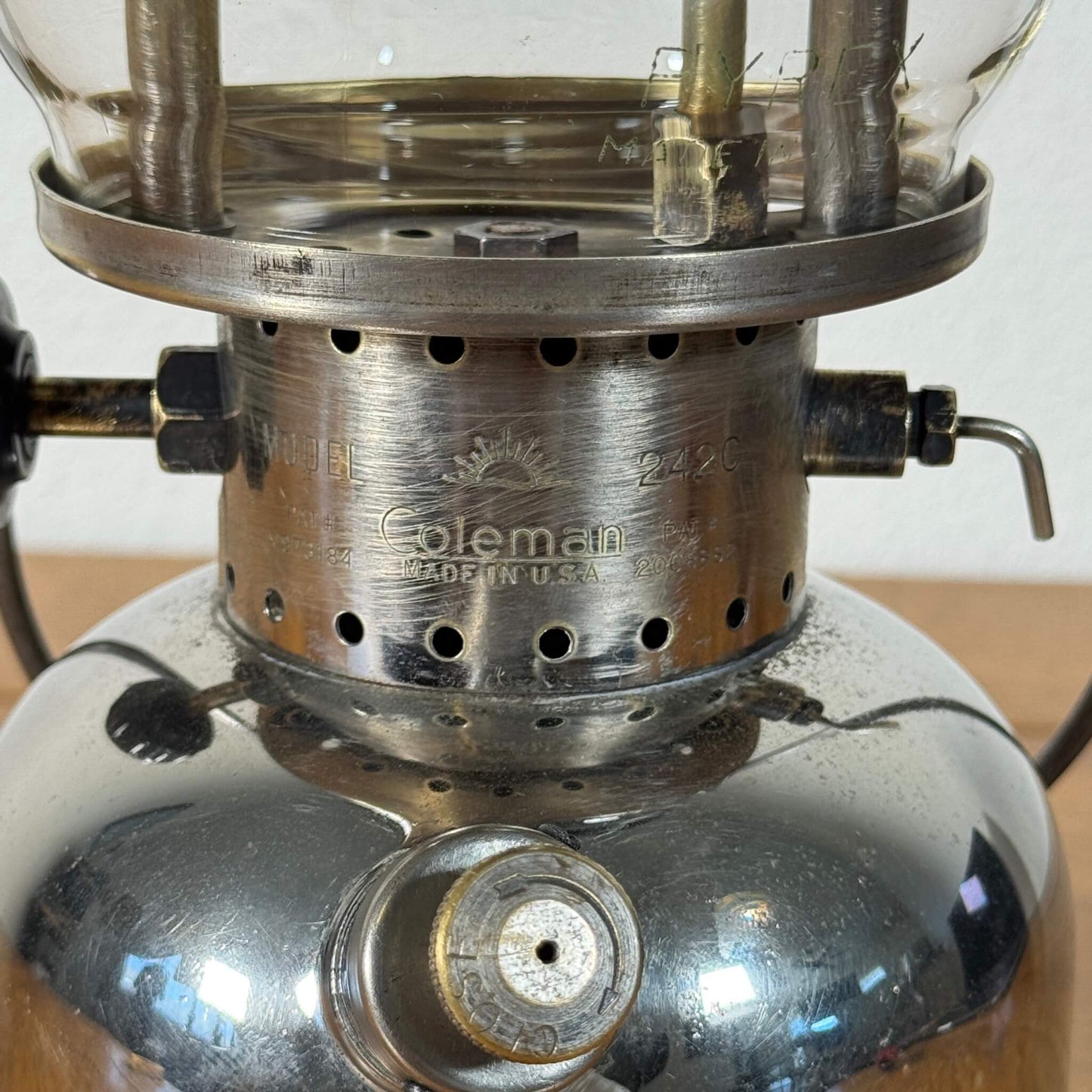 #2070【1949年9月製】ビンテージ Coleman（コールマン） 242C ランタン / シングルマントル アメリカ