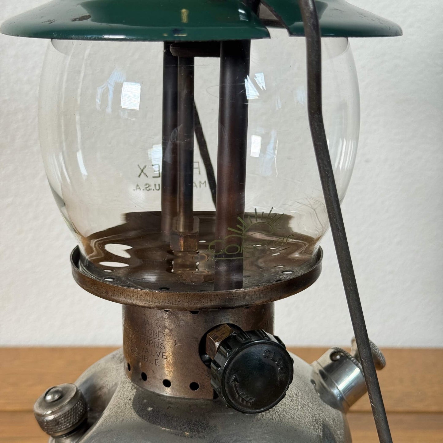 #2073【1949年3月製】ビンテージ Coleman（コールマン） 242C ランタン アメリカ