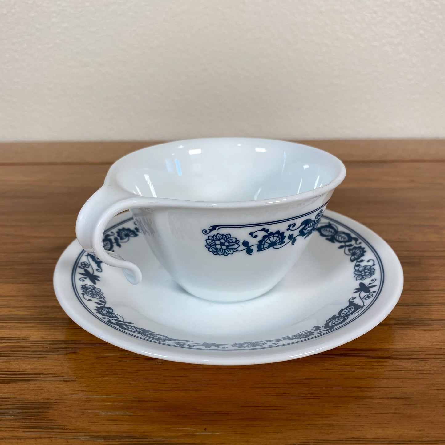 #655 【1970年代】ビンテージ Corelle（コレール） Old Town Blue（オールドタウンブルー） カップ＆ソーサー アメリカ（在庫残り3つ）