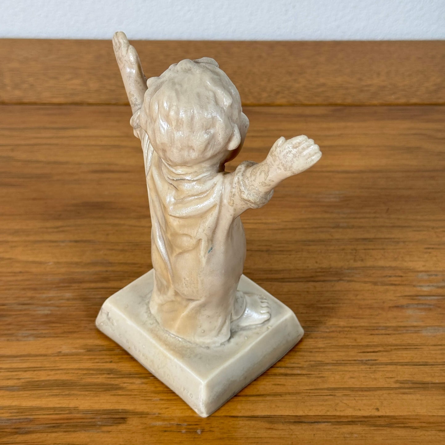 #2046【1970年製】ビンテージ R&W Berries（ベリーズ） メッセージドール / フィギュア “I Love You This Much” アメリカ