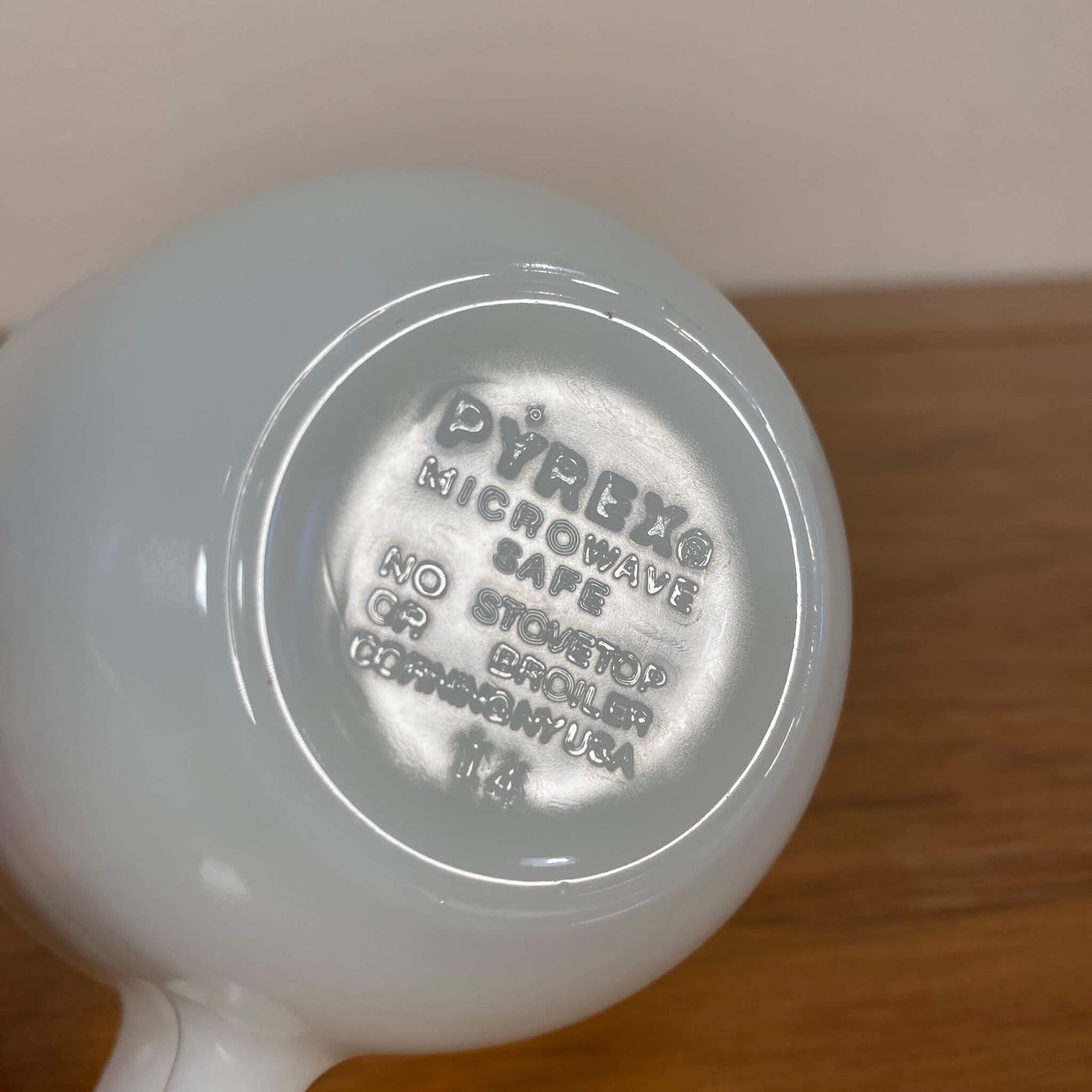 #651-1【1960-70年代】アメリカ ビンテージ パイレックス ミルクガラス マグカップ