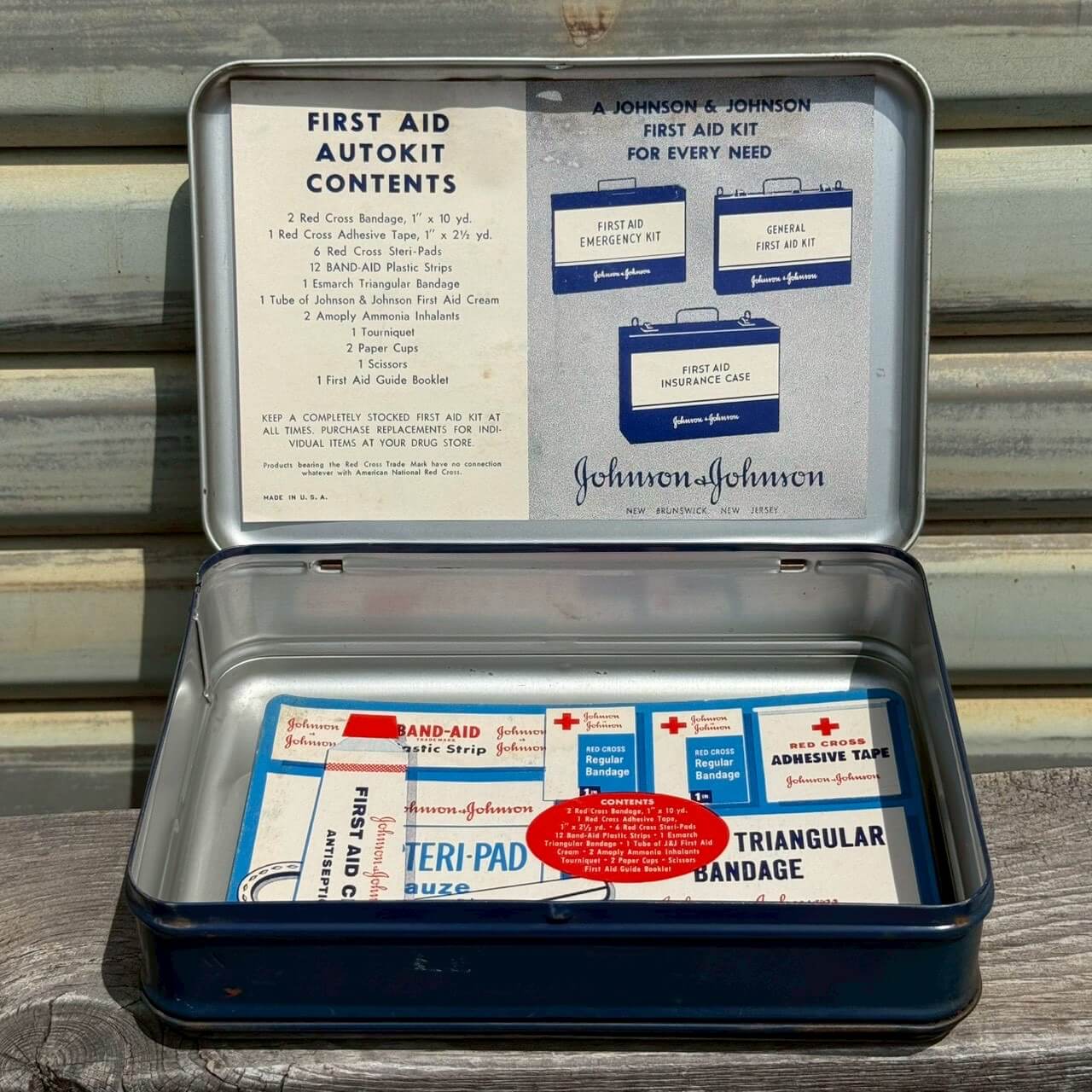 【1960年代】ビンテージ J&J 救急箱 アメリカン雑貨 店舗什器 小物入れ ファーストエイド缶 #2249