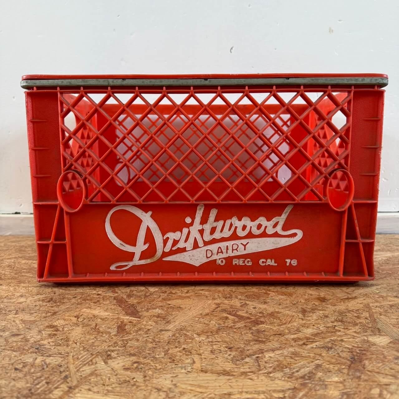 【1970年代】ビンテージ Driftwood Dairy ミルククレート プラスチックボックス 収納ケース #2560-2