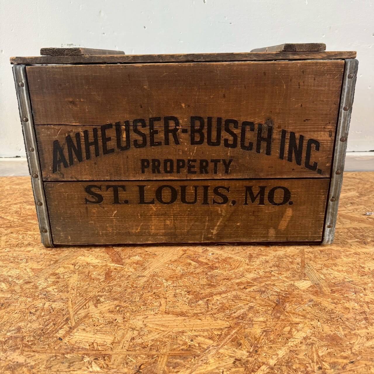 #2520【1970-80年代】ビンテージ 木箱 BUDWEISER バドワイザー ウッドボックス 蓋付き 収納ケース アメリカ