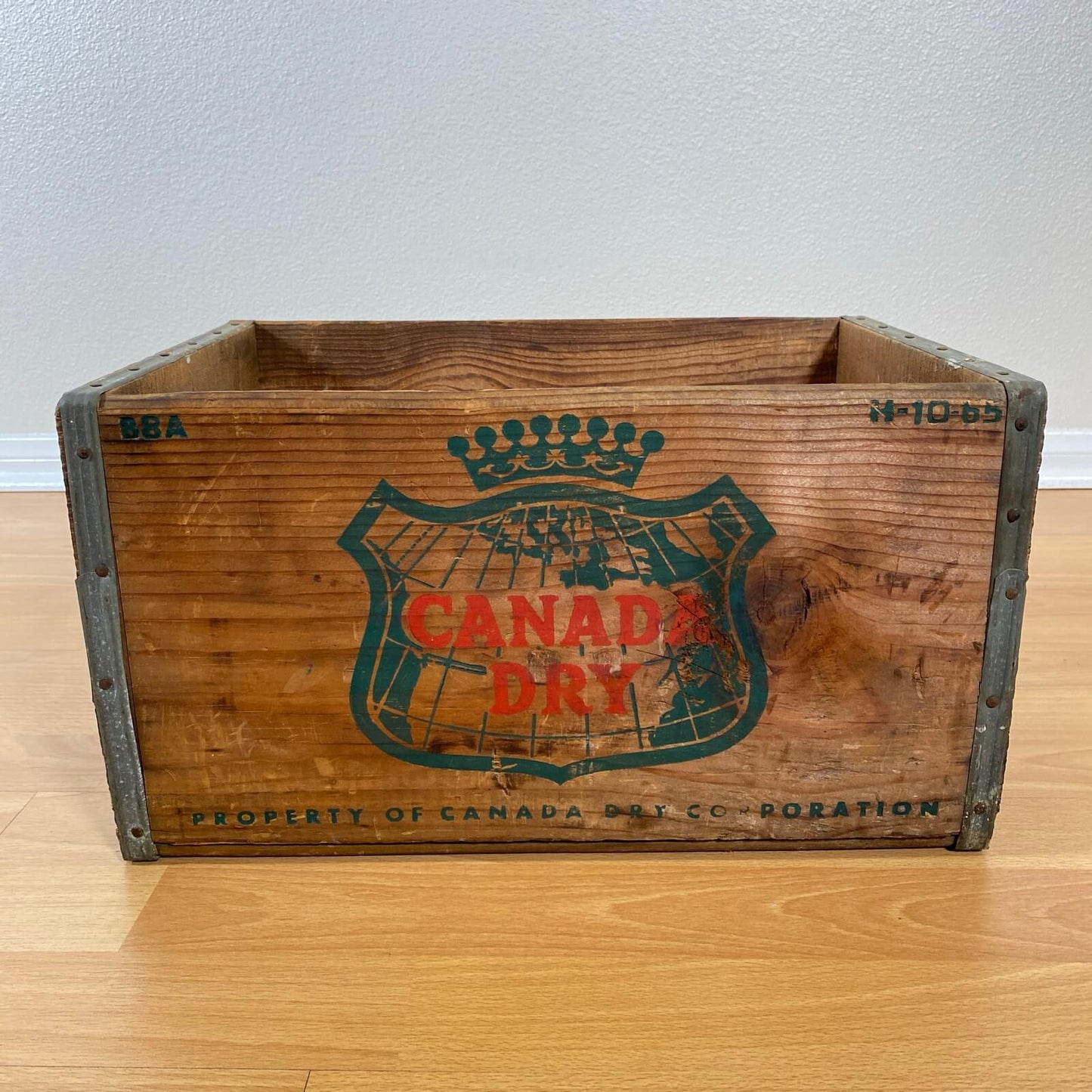 #845【1965年製】ビンテージ CANADA DRY（カナダドライ）ボトルクレート / 木箱 アメリカ
