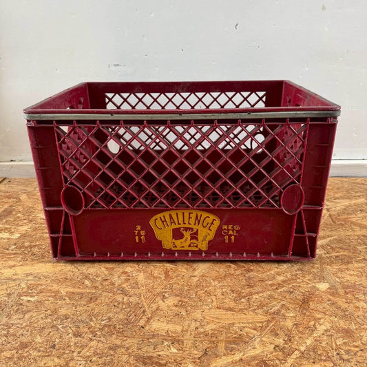 #2528-1【1975年】ビンテージ CHALLENGE ミルククレート / プラスチックコンテナ アメリカ