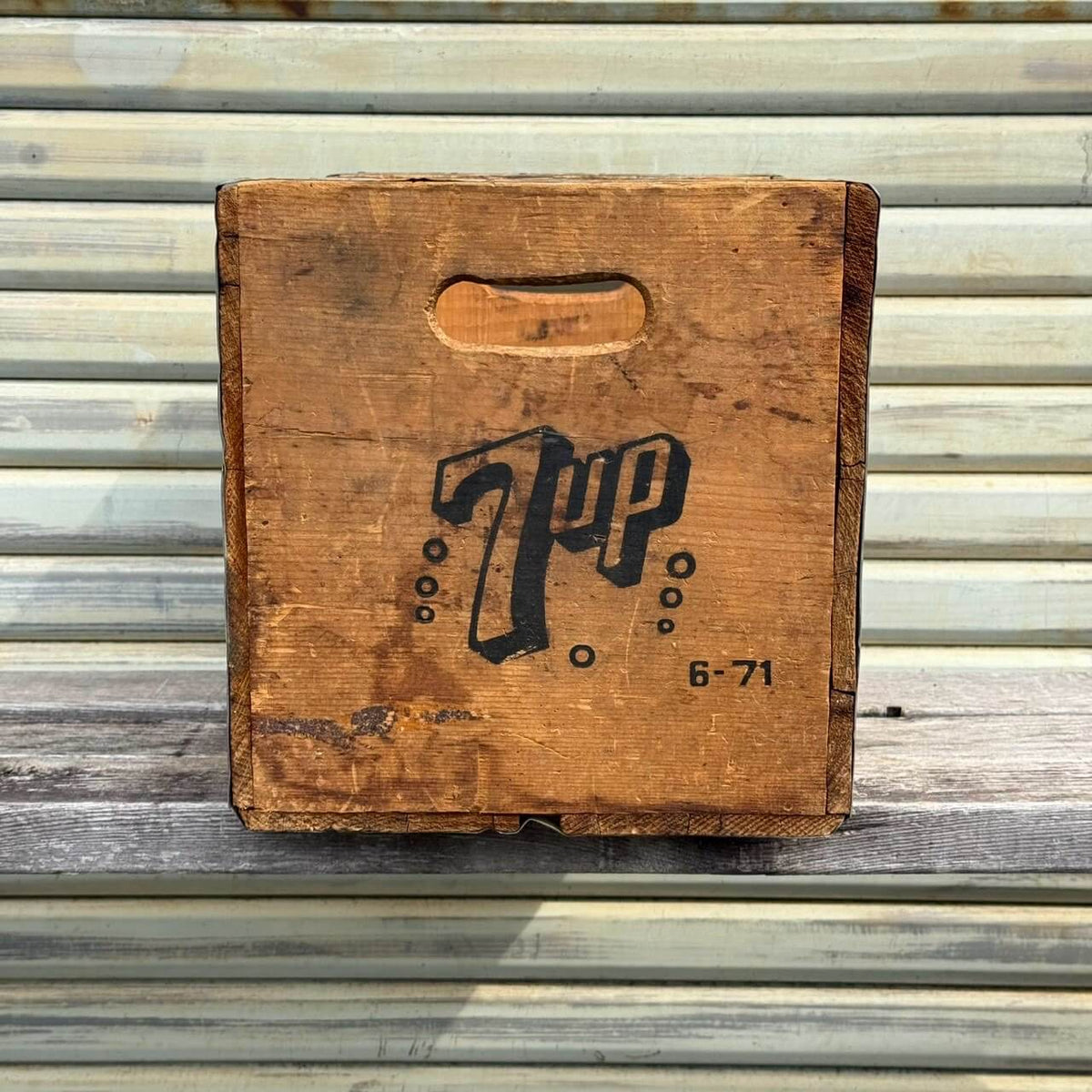 【1970年代】ビンテージ ガレージ アメリカン雑貨 店舗什器 7UP セブンアップ 木箱 ウッドボックス #2713-1
