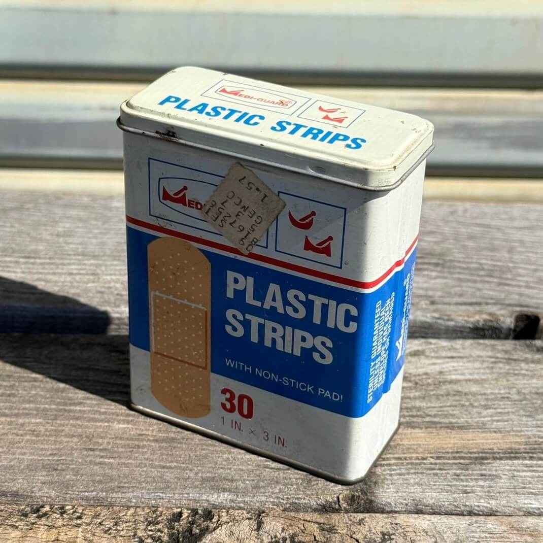 【1980年代】ビンテージ バンドエイド缶 絆創膏 アメリカン雑貨 収納ケース #2671