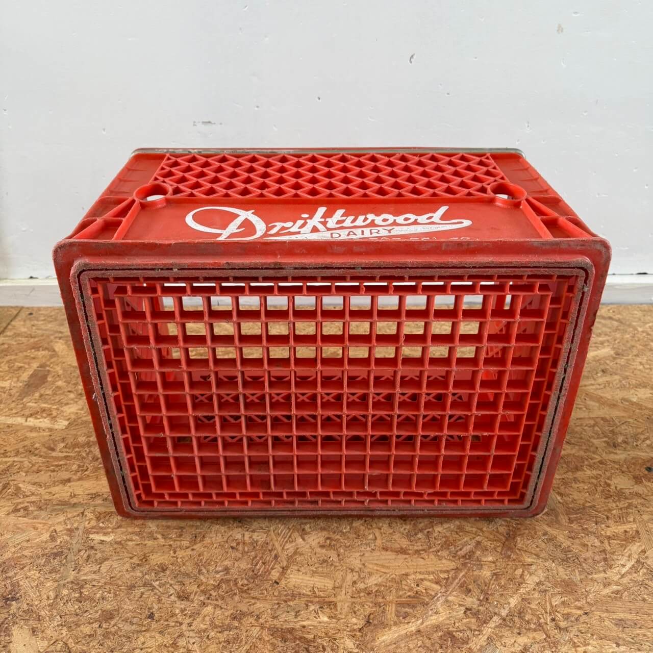 【1970年代】ビンテージ Driftwood Dairy ミルククレート プラスチックボックス 収納ケース #2560-1