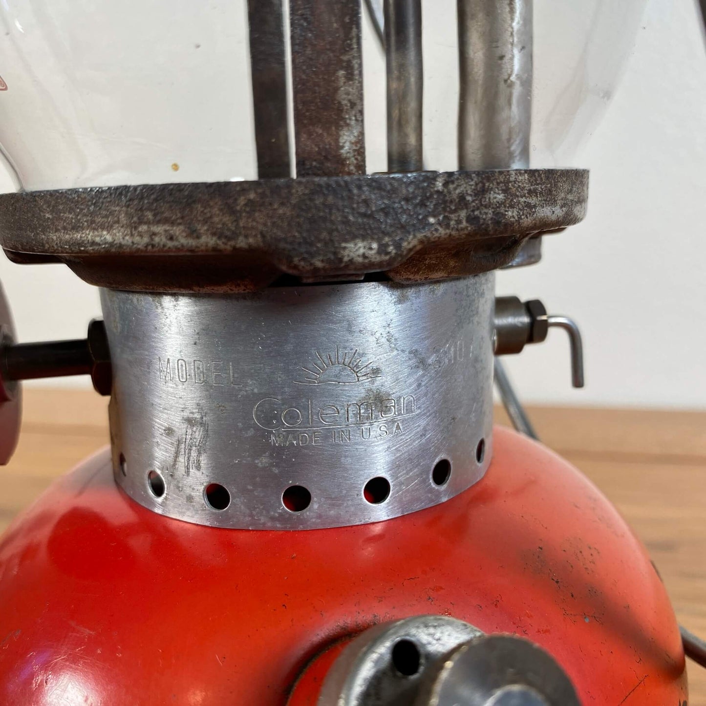 #119 【1960年1月】ビンテージ Coleman（コールマン） 200A イエローボーダー ランタン キャンプ用品 アウトドア アメリカ