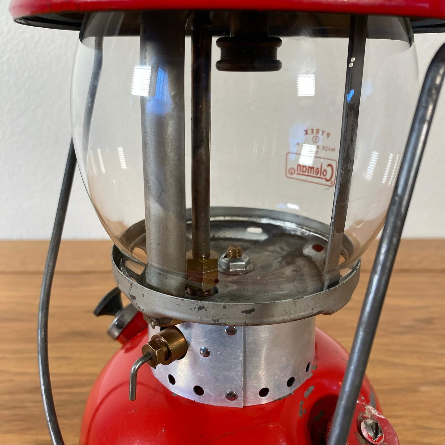 #205-A【1959年6月】ビンテージ Coleman（コールマン）200A イエローボーダー ランタン キャンプ用品 アウトドア アメリカ