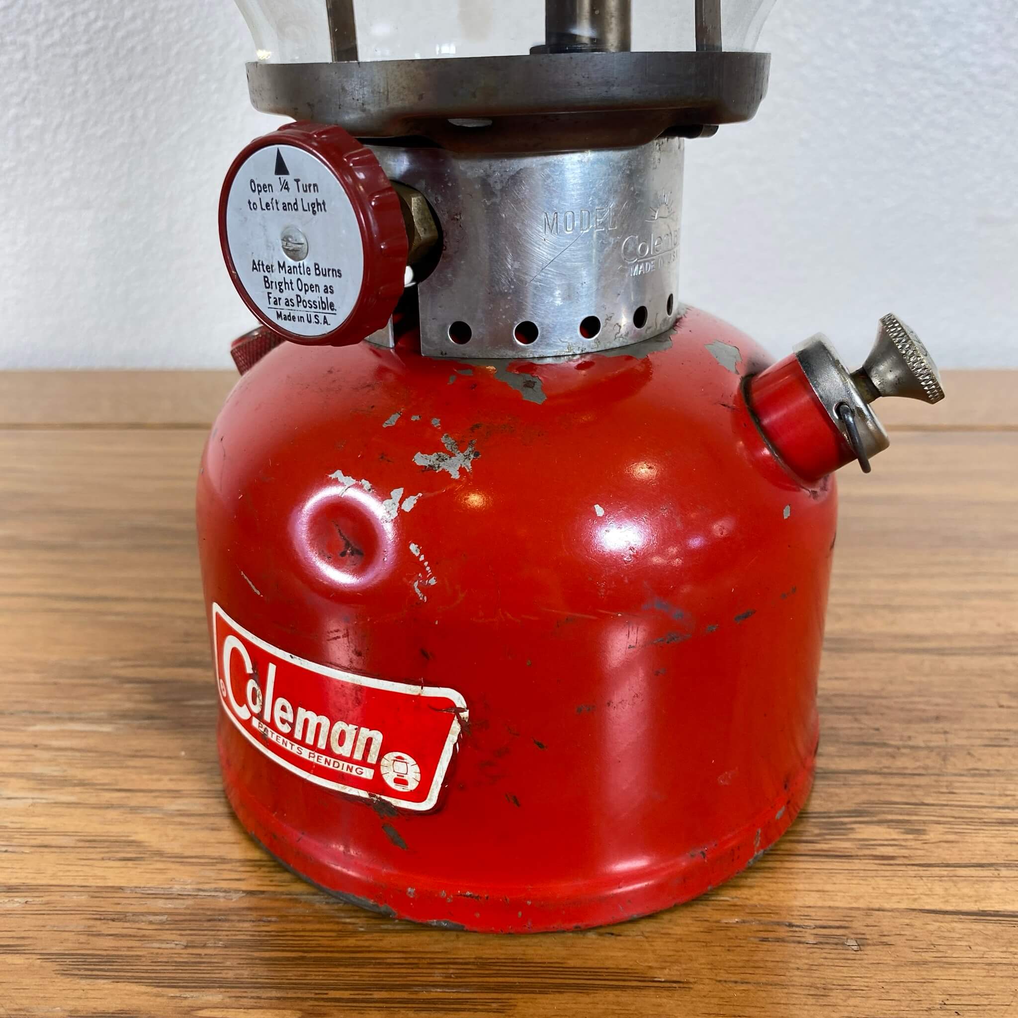 1016【1966年10月】ビンテージ Coleman（コールマン） 200A レッド