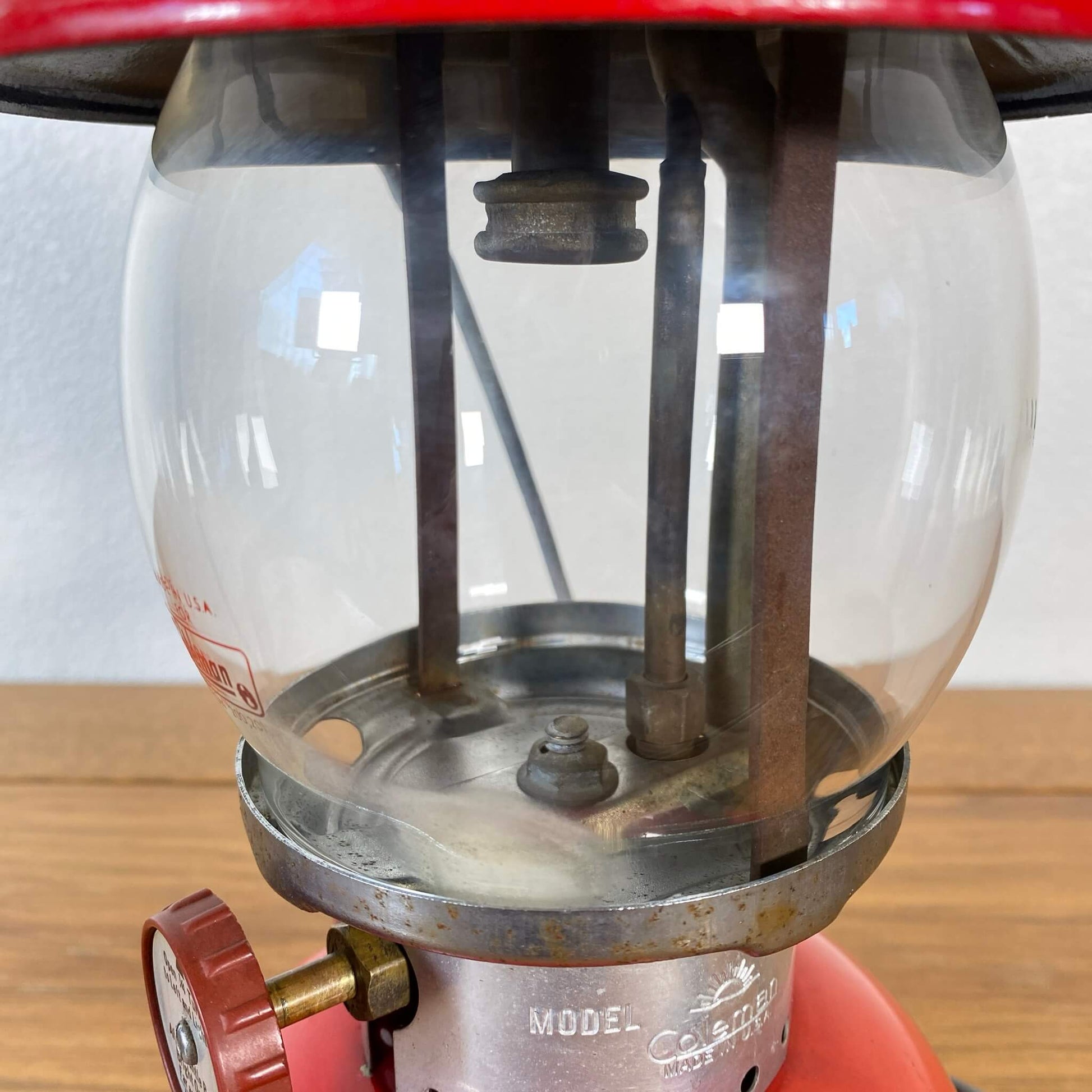 1150【1970年3月】ビンテージ Coleman（コールマン） 200A レッド 