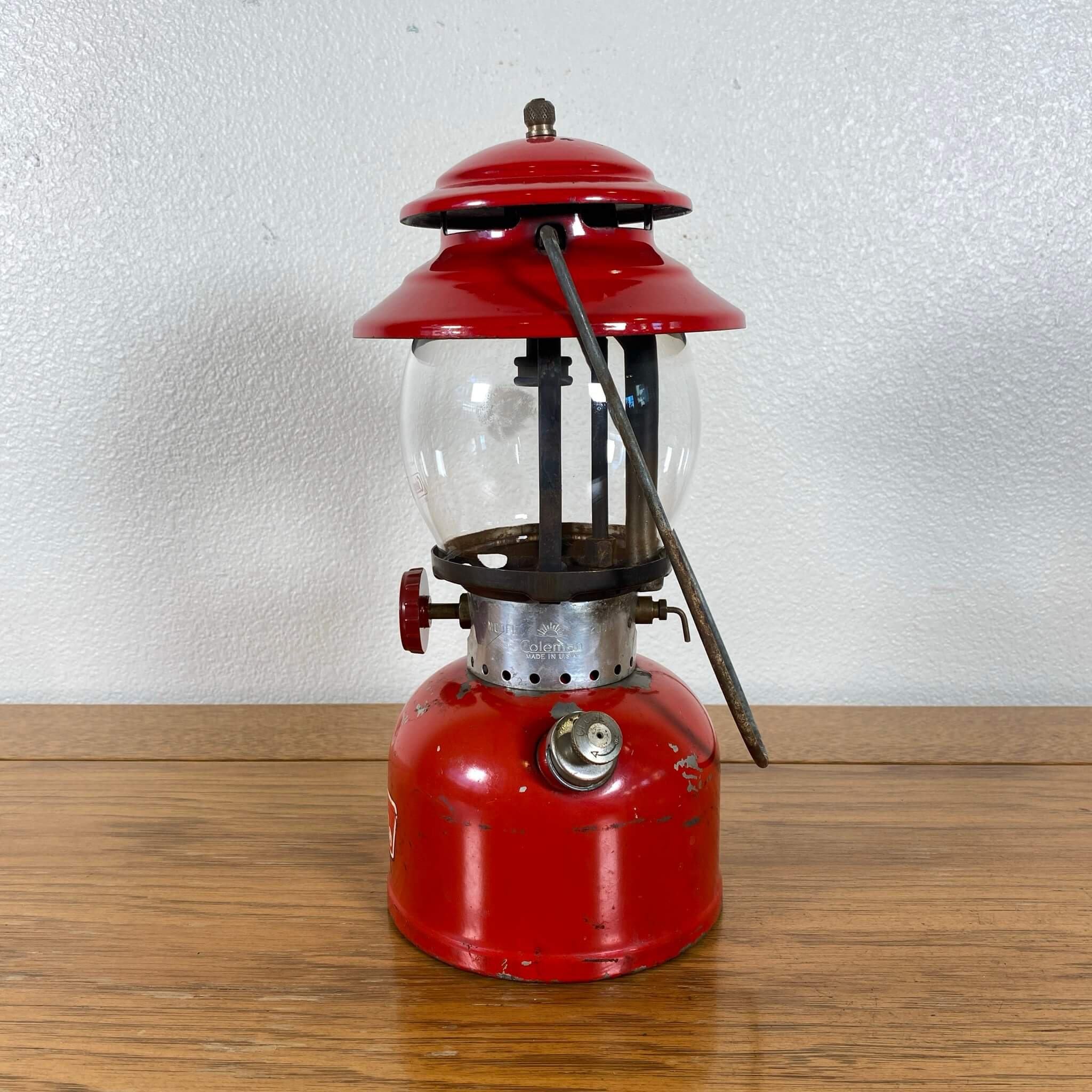 1966年10月】ビンテージ Coleman（コールマン） 200A レッドボーダー