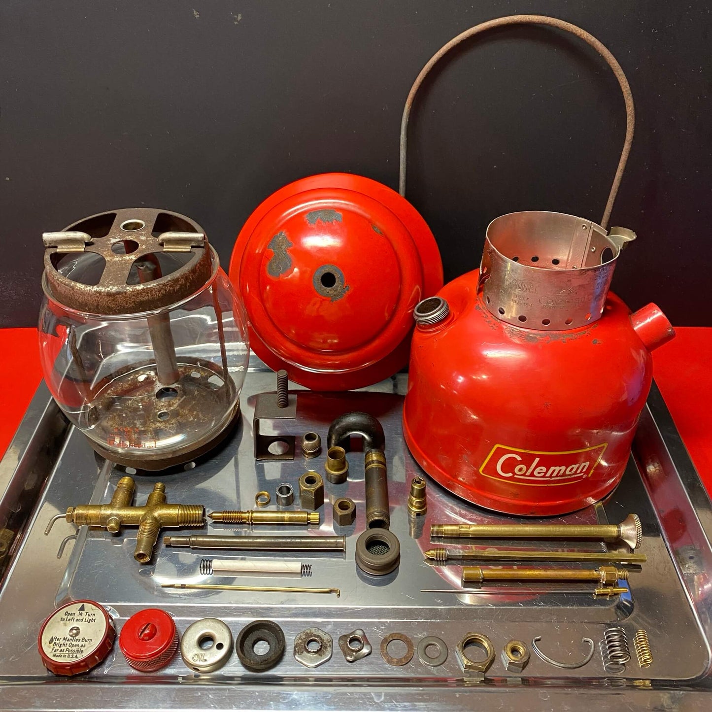 #775 【1957年1月】ビンテージ Coleman（コールマン）200A イエローボーダー ランタン キャンプ用品 アウトドア アメリカ