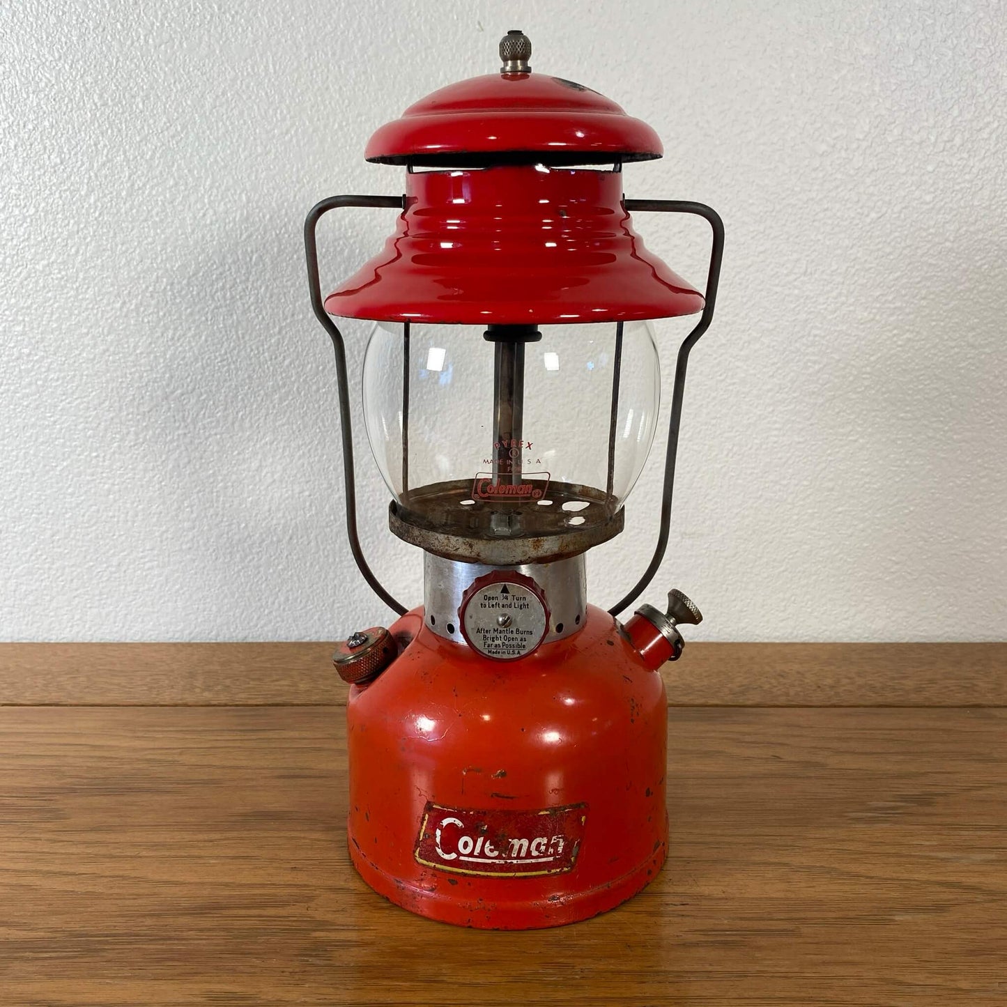 #171-A 【1960年8月】ビンテージ Coleman（コールマン）200A イエローボーダー ランタン キャンプ用品 アウトドア アメリカ