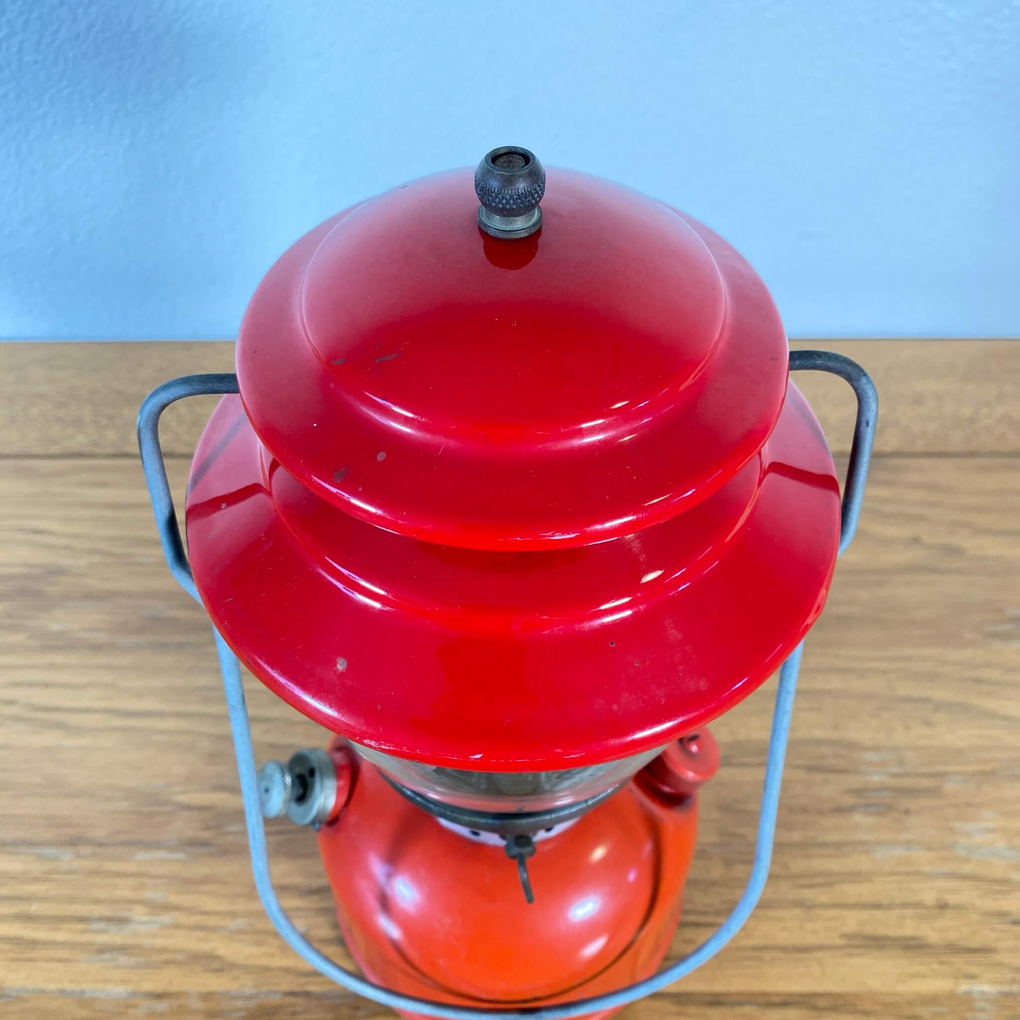 1150【1970年3月】ビンテージ Coleman（コールマン） 200A レッド