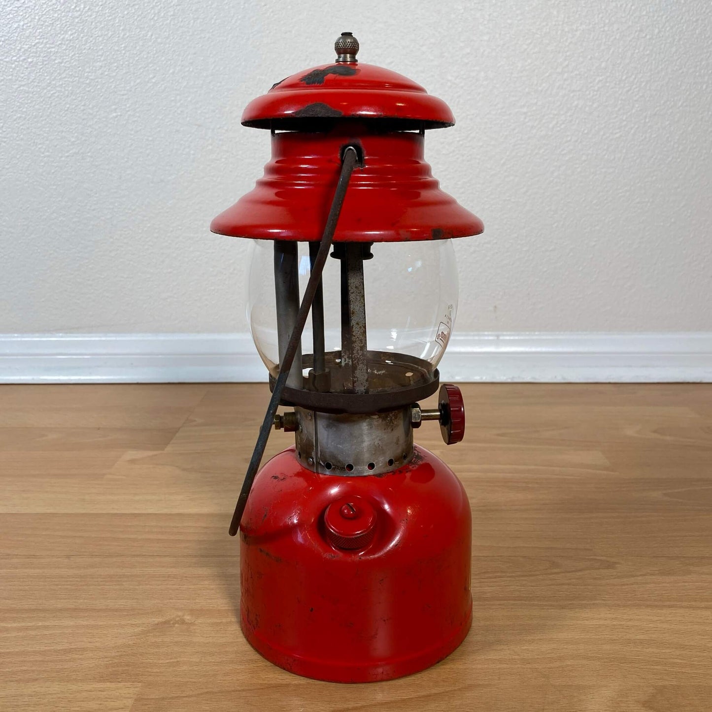 #775 【1957年1月】ビンテージ Coleman（コールマン）200A イエローボーダー ランタン キャンプ用品 アウトドア アメリカ