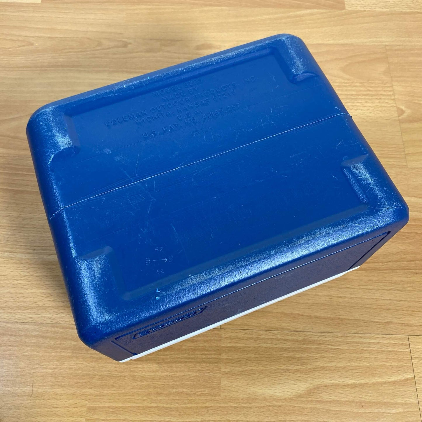 #756【1998年】ビンテージ Coleman（コールマン） クーラーボックス キャンプ用品 アウトドア アメリカ