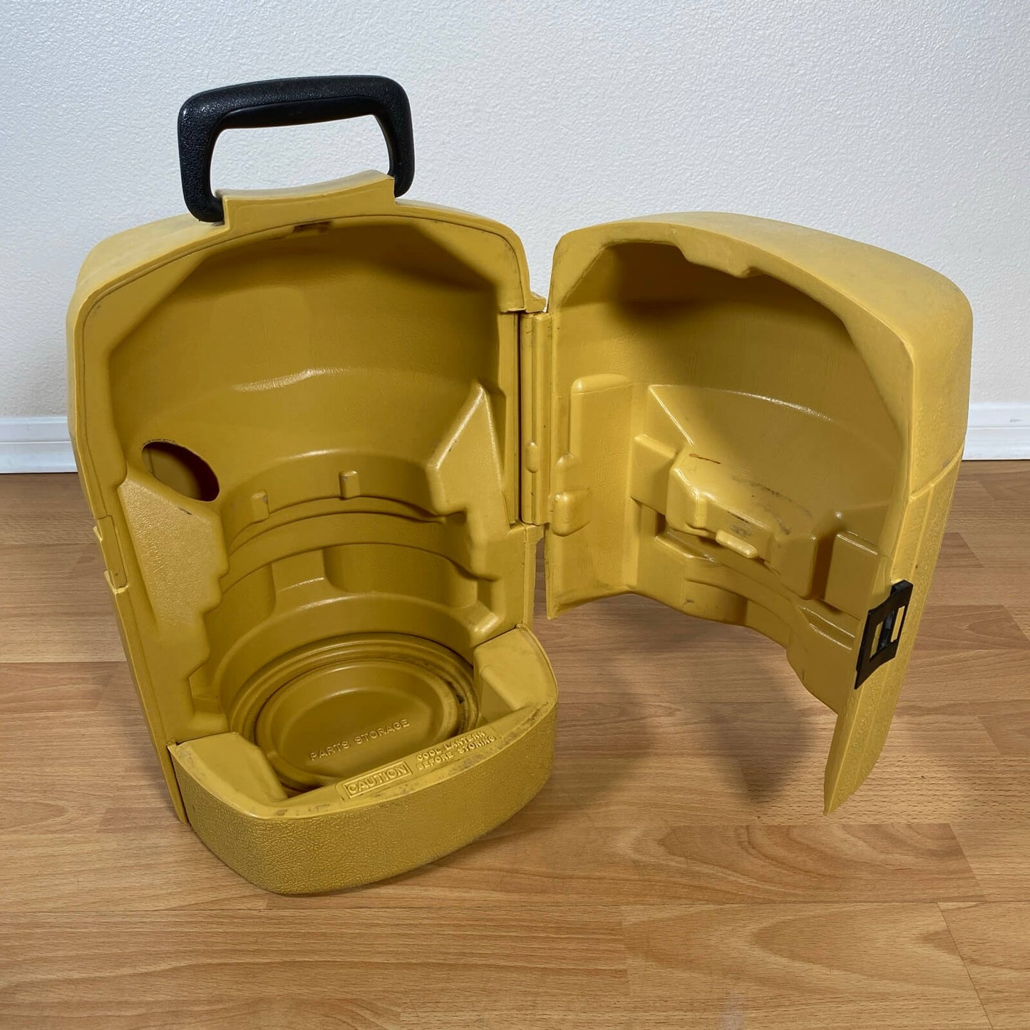 #741【1977年1月製造】コールマン ビンテージ クラムシェルランタンケース 適合220/228/275