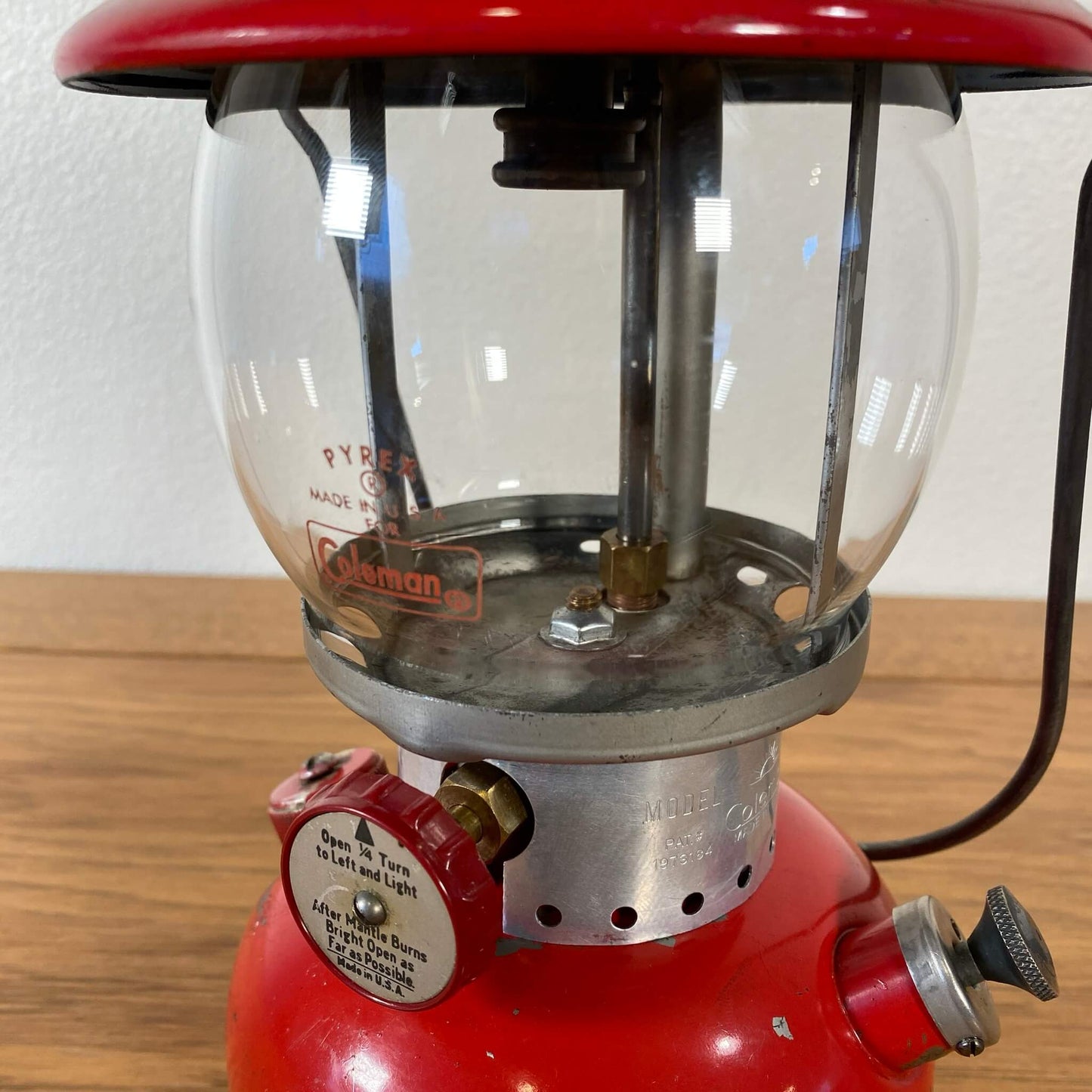 #205-A【1959年6月】ビンテージ Coleman（コールマン）200A イエローボーダー ランタン キャンプ用品 アウトドア アメリカ