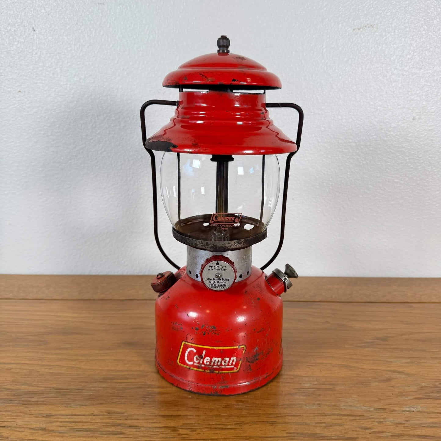 #1695 【1961年2月製造】ビンテージ Coleman（コールマン）200A ランタン イエローボーダー 未整備品 アメリカ