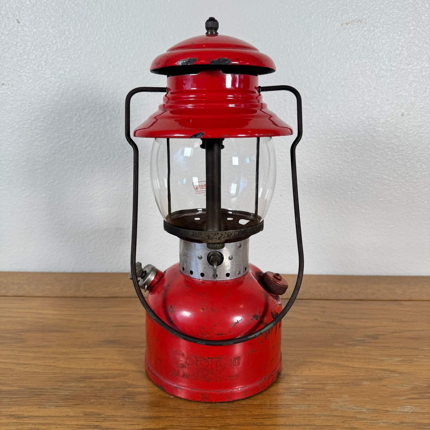 #1695 【1961年2月製造】ビンテージ Coleman（コールマン）200A ランタン イエローボーダー 未整備品 アメリカ