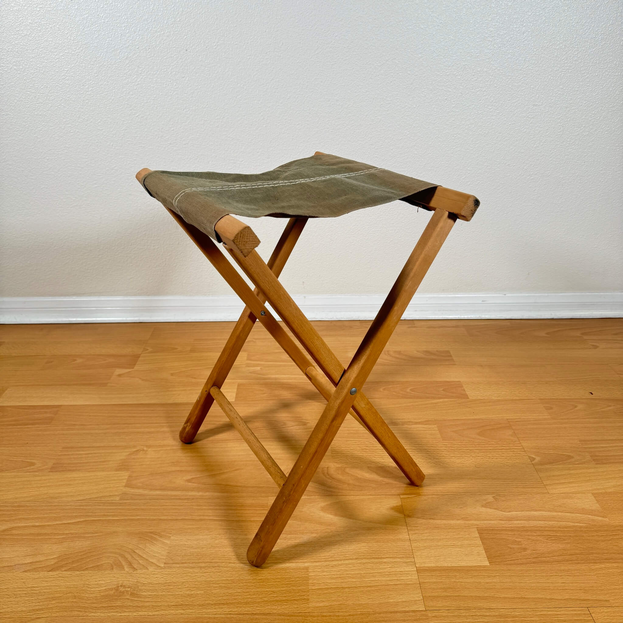 フォールディングチェア – VINTAGE RUSH