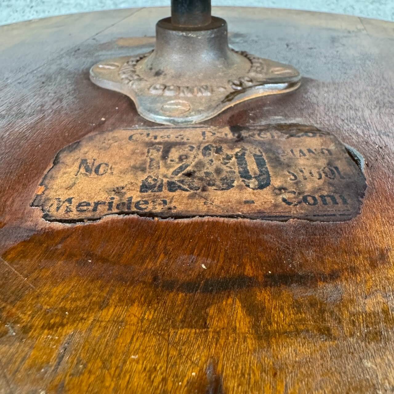 #2263【1920-40年代】ビンテージ ウッドスツール / ピアノスツール チェア アメリカ