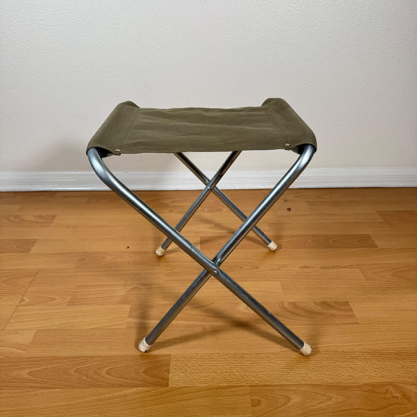 #1844-1【1970-80年代】ビンテージ フォールディングスツール 折りたたみ キャンプスツール アウトドア アメリカ