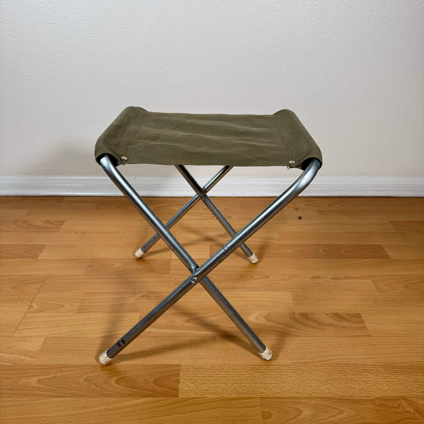 #1844-1【1970-80年代】ビンテージ フォールディングスツール 折りたたみ キャンプスツール アウトドア アメリカ