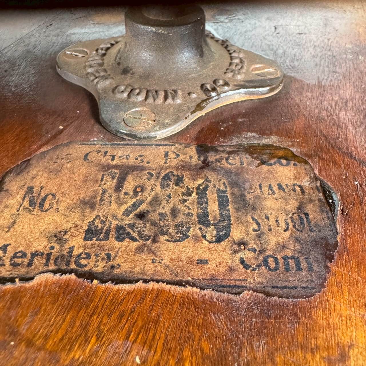 #2263【1920-40年代】ビンテージ ウッドスツール / ピアノスツール チェア アメリカ