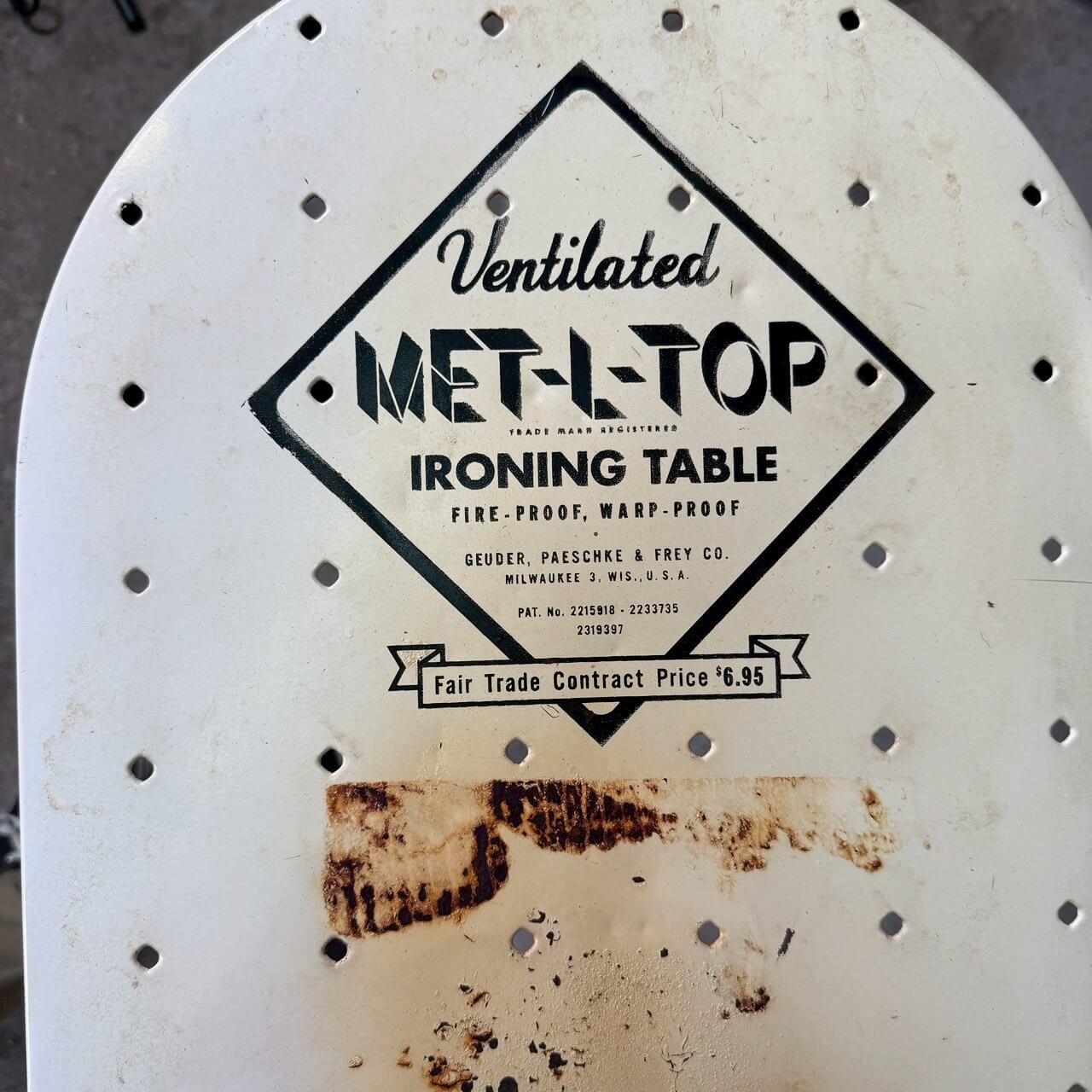 #2211【1950-60年代】ビンテージ メタル アイロンボード / インダストリアル ディスプレイテーブル