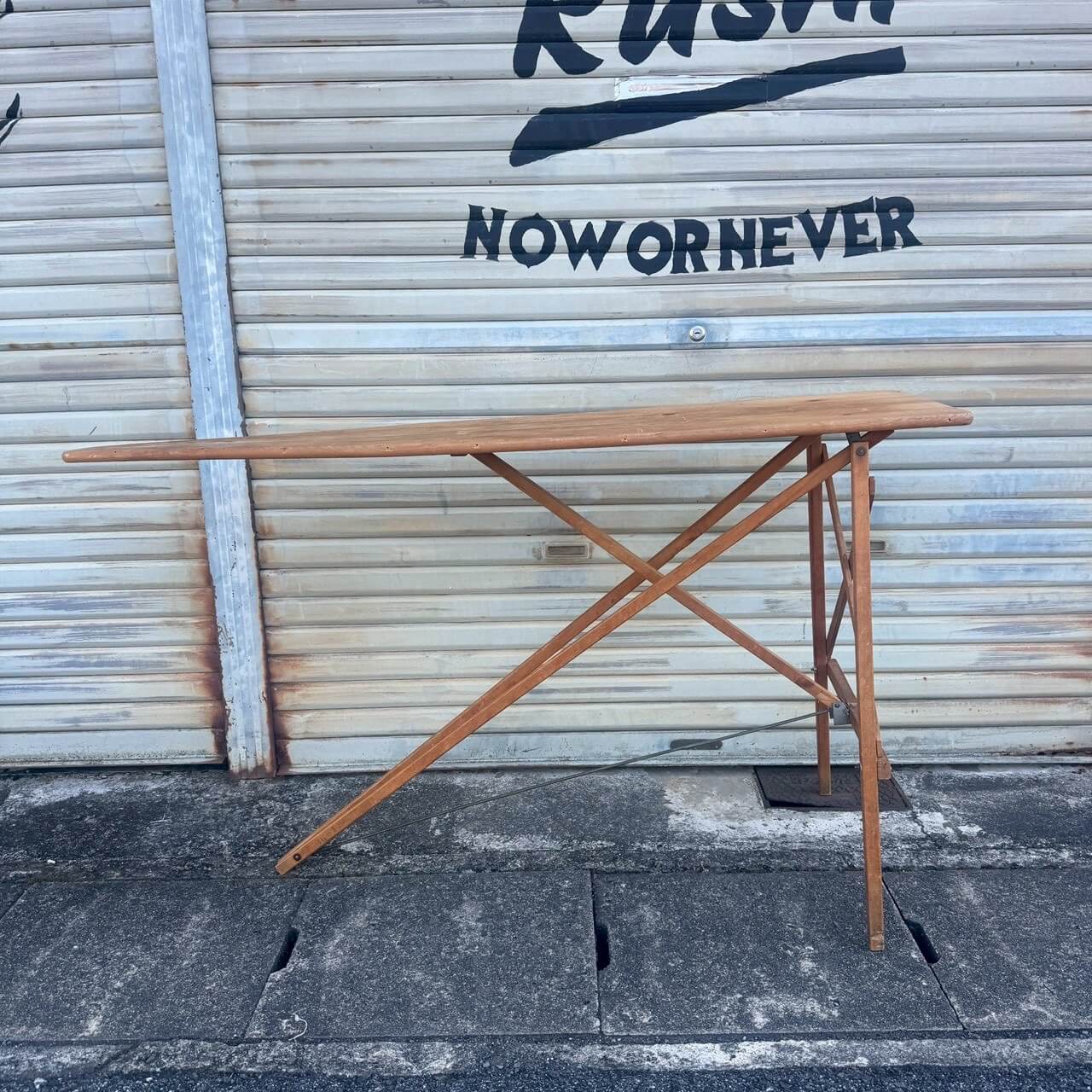 #2210【1950-60年代】ビンテージ アイロンボード / ディスプレイテーブル アメリカ