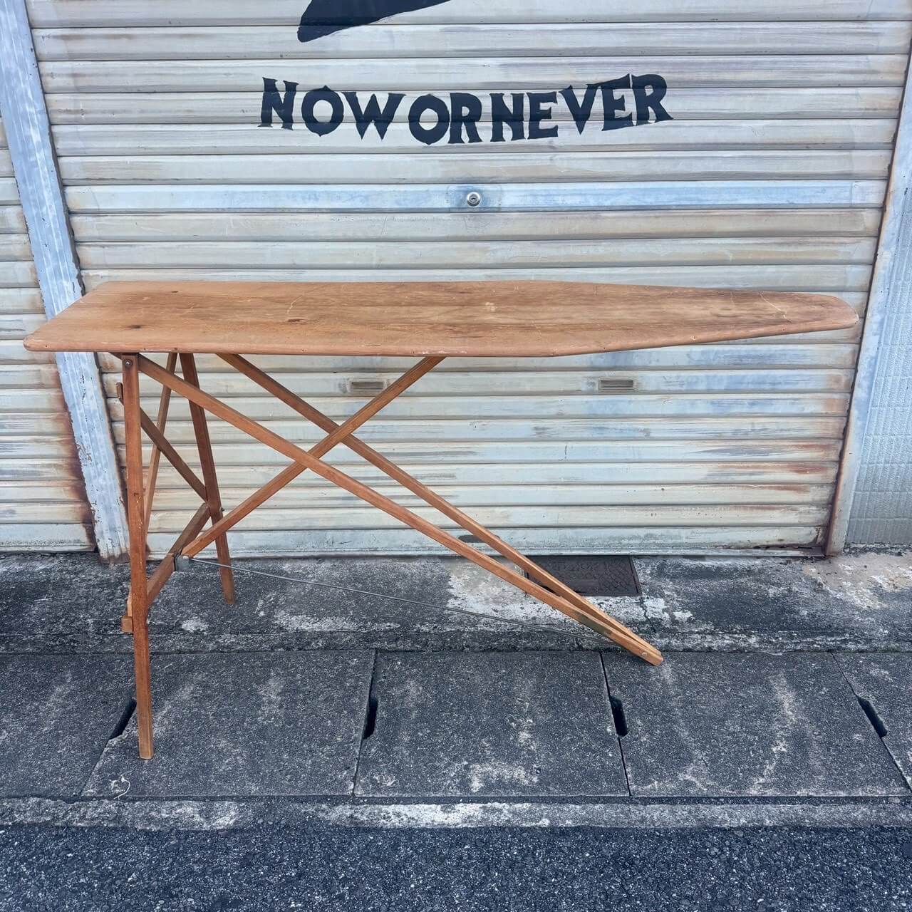 #2210【1950-60年代】ビンテージ アイロンボード / ディスプレイテーブル アメリカ