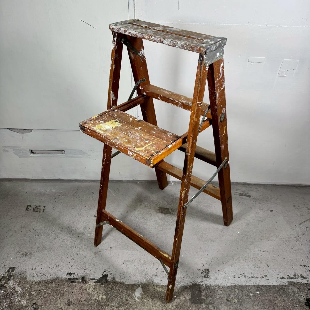 #2577【1970年代】ビンテージ ステップラダー / 脚立 ディスプレイ什器 アメリカ