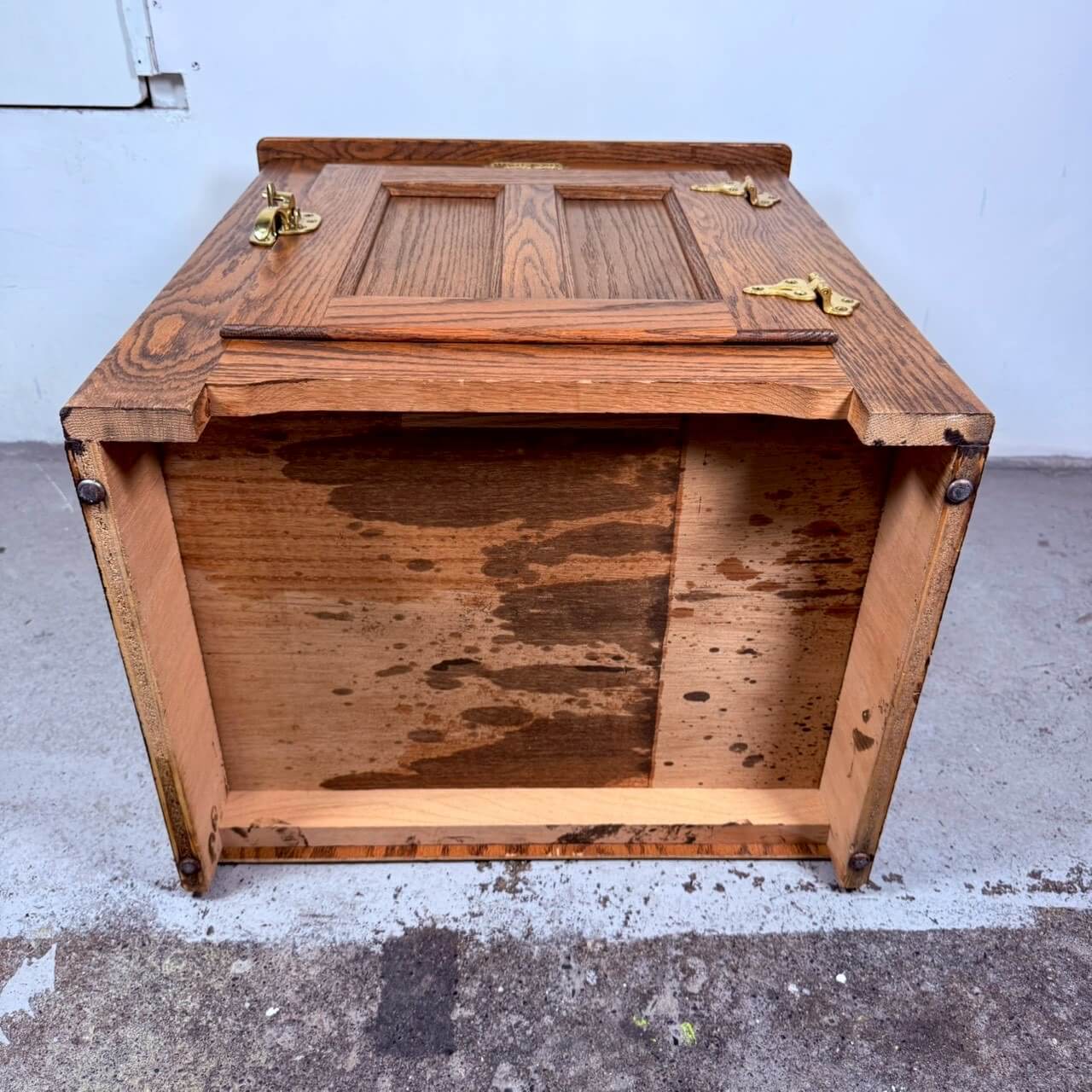 #2313【1970-80年】ビンテージ Simmons Hardware サイドテーブル ナイトスタンド アメリカ