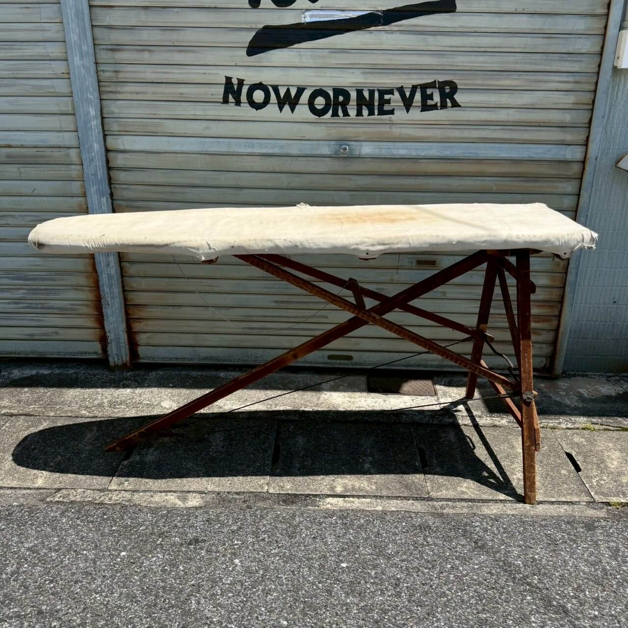 【1950-60年代】ビンテージ アイロンボード ディスプレイテーブル アメリカン雑貨 店舗什器 #2417