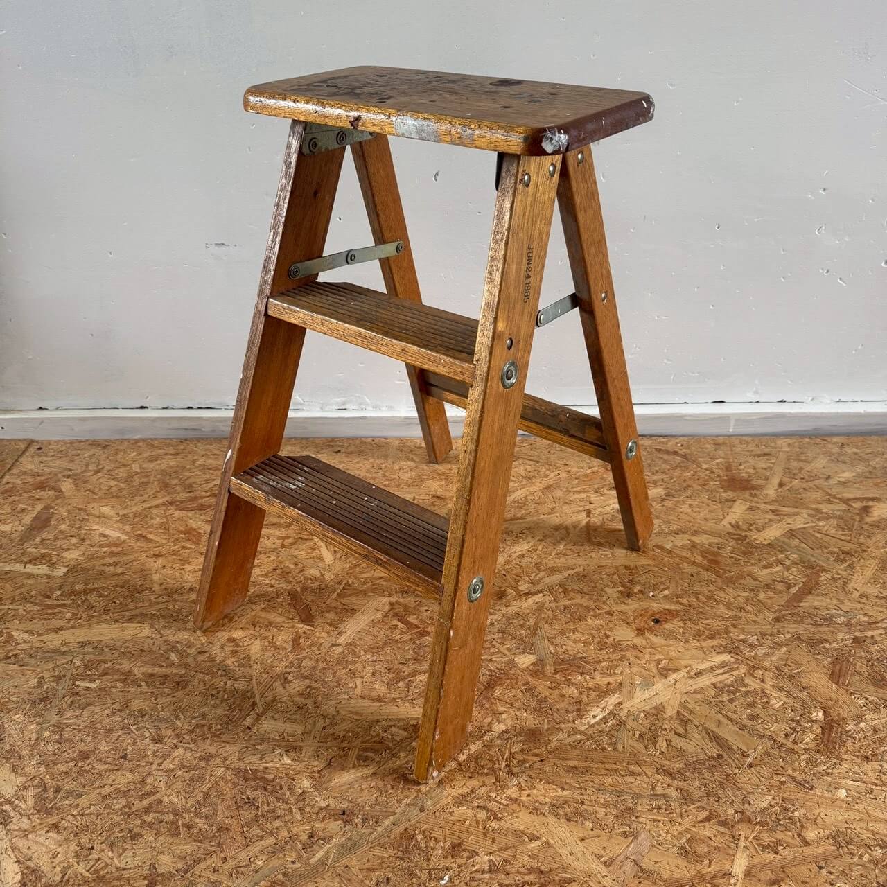 #2236【1985年代】ビンテージ ステップラダー / 脚立 ディスプレイ什器 アメリカ