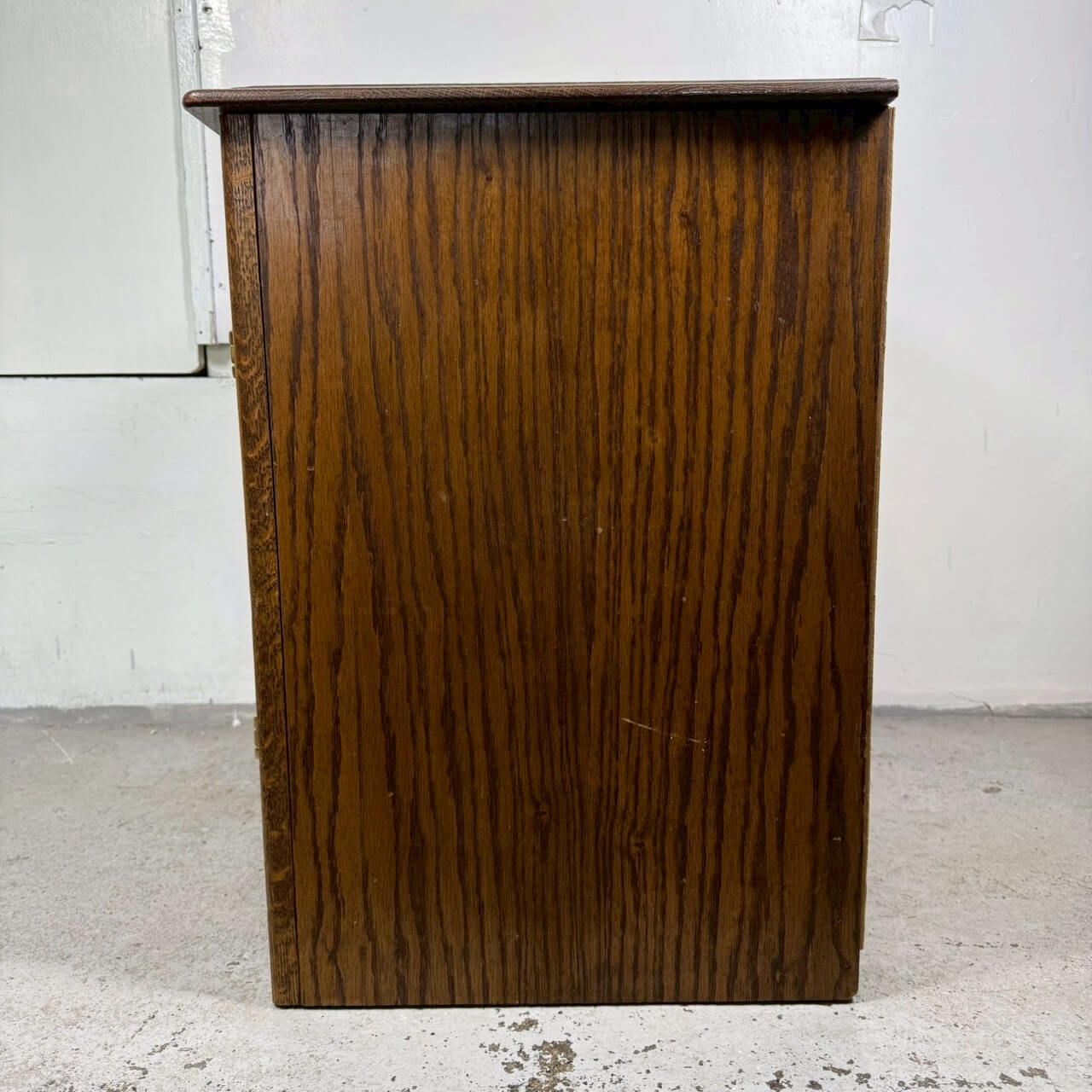 #2313【1970-80年】ビンテージ Simmons Hardware サイドテーブル ナイトスタンド アメリカ