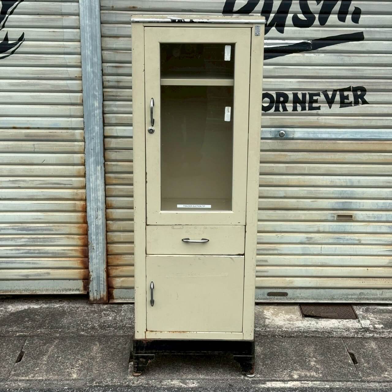 【1950-60年代】ビンテージ メディカルキャビネット アメリカン雑貨 店舗什器 ディスプレイケース #2544